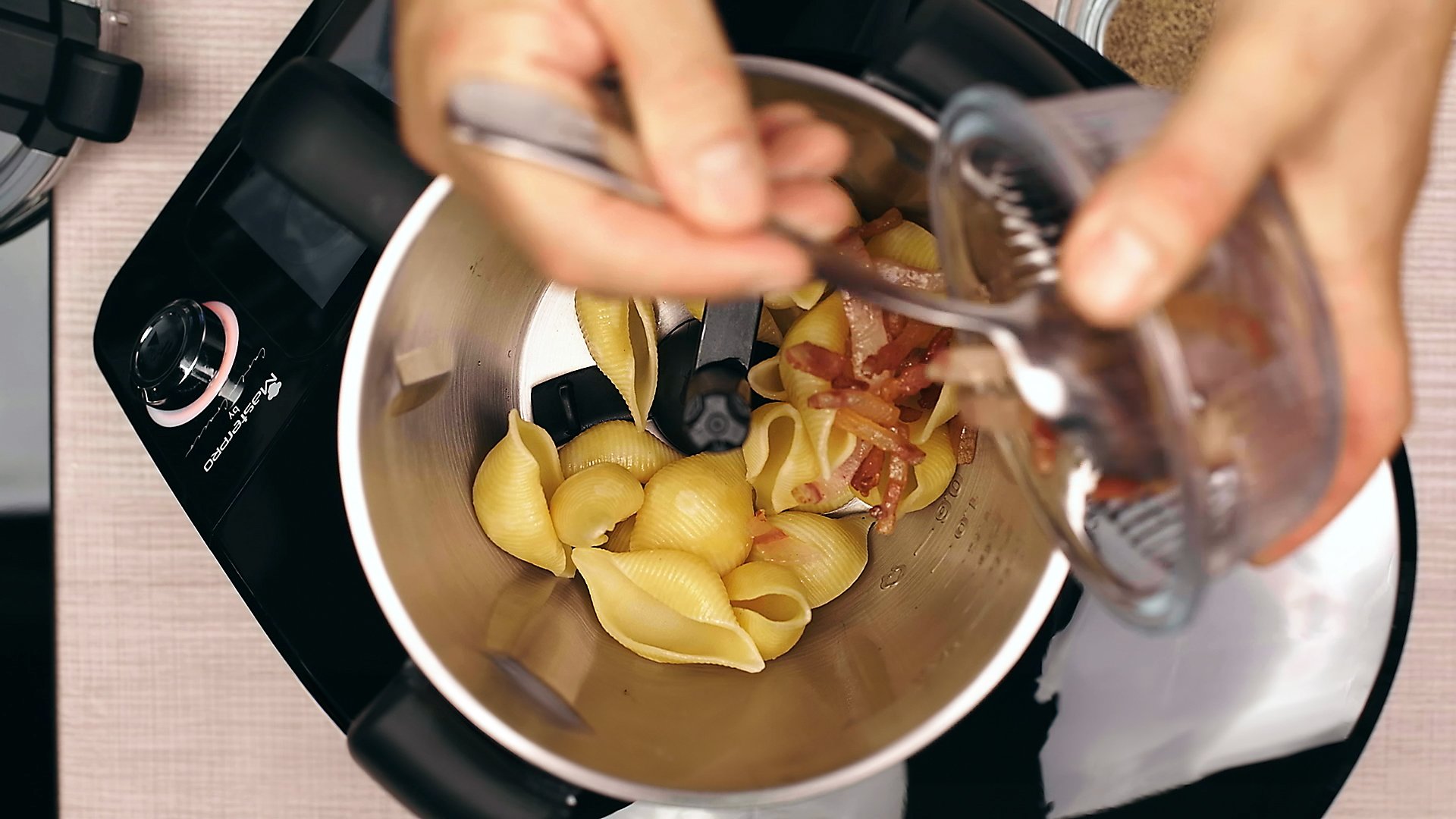 Aggiungi gli ingredienti